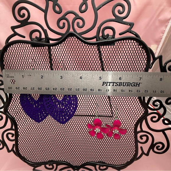 Decorative Metal Earring Organizer – Scrollwork - Vintage Inspired Display - Picture 7 of 8